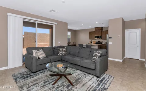 $435,000 | 1255 North Arizona Avenue, Unit 1251, Chandler, AZ 85225