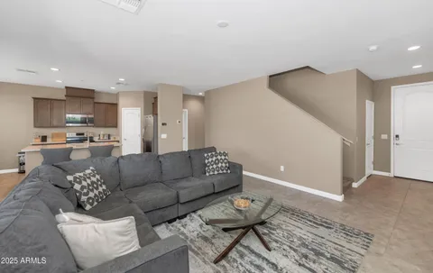 $435,000 | 1255 North Arizona Avenue, Unit 1251, Chandler, AZ 85225