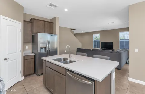 $435,000 | 1255 North Arizona Avenue, Unit 1251, Chandler, AZ 85225