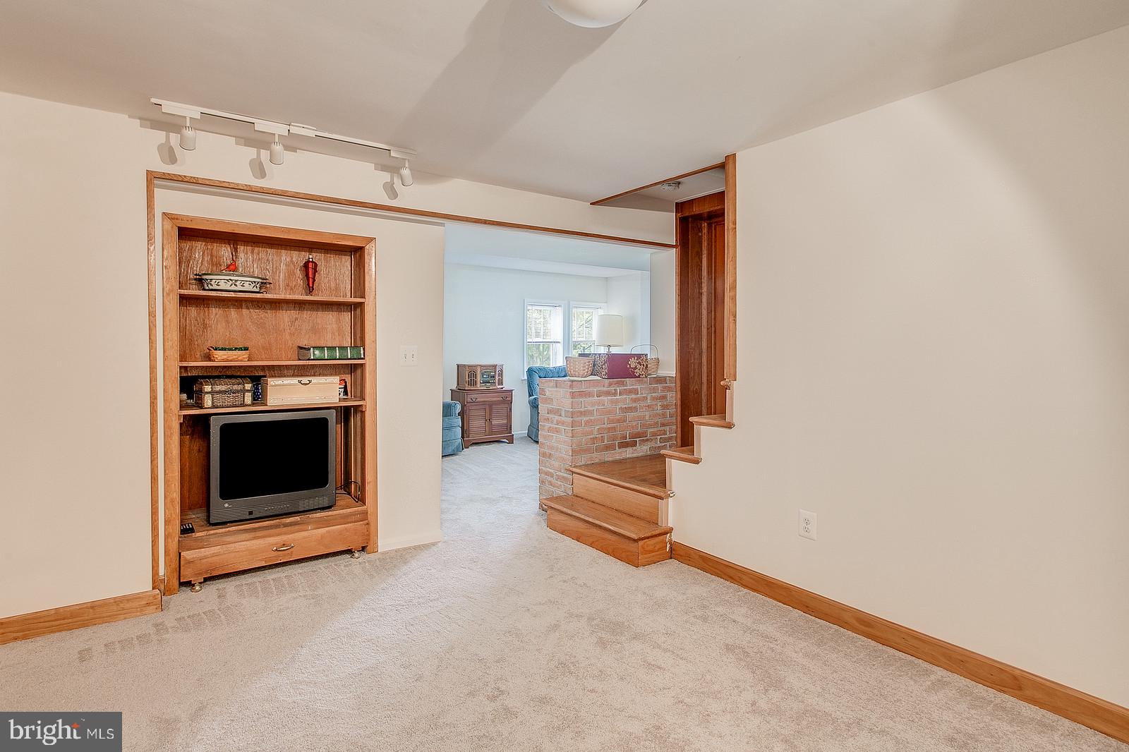 8015 Old Receiver Road Frederick, MD 21702 - Photo 26 of 36
