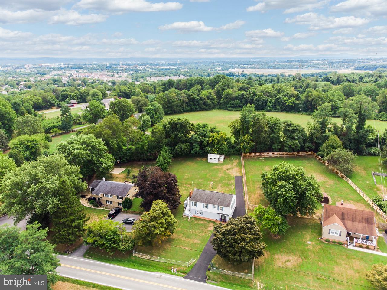 8015 Old Receiver Road Frederick, MD 21702 - Photo 4 of 36