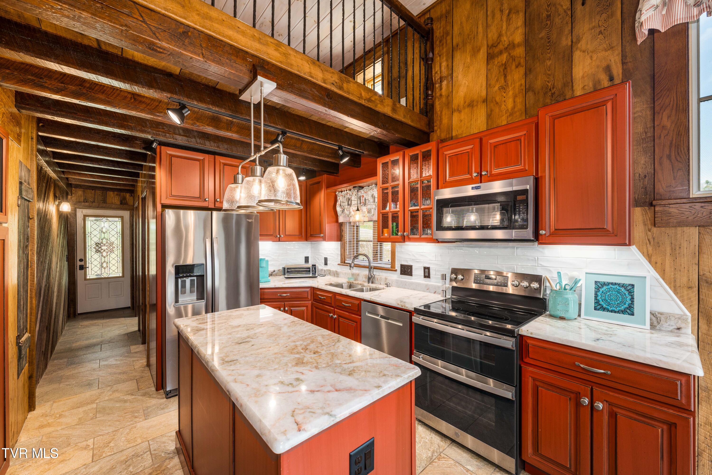 110 North River Lane Butler, TN 37640 - Photo 12 of 50 110 North River Shores (57 of 79)