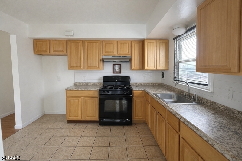 626 Middlesex Street, Unit 2 Linden, NJ 07036 - Photo 9 of 18