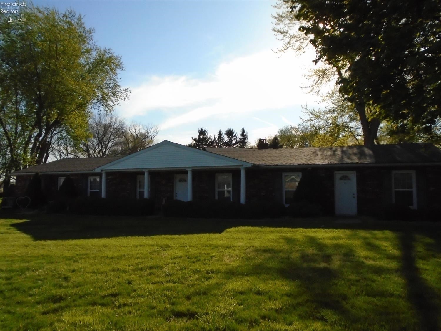 6211 Milan Road Sandusky, OH 44870 - Photo 3 of 9 Gallery Image 3