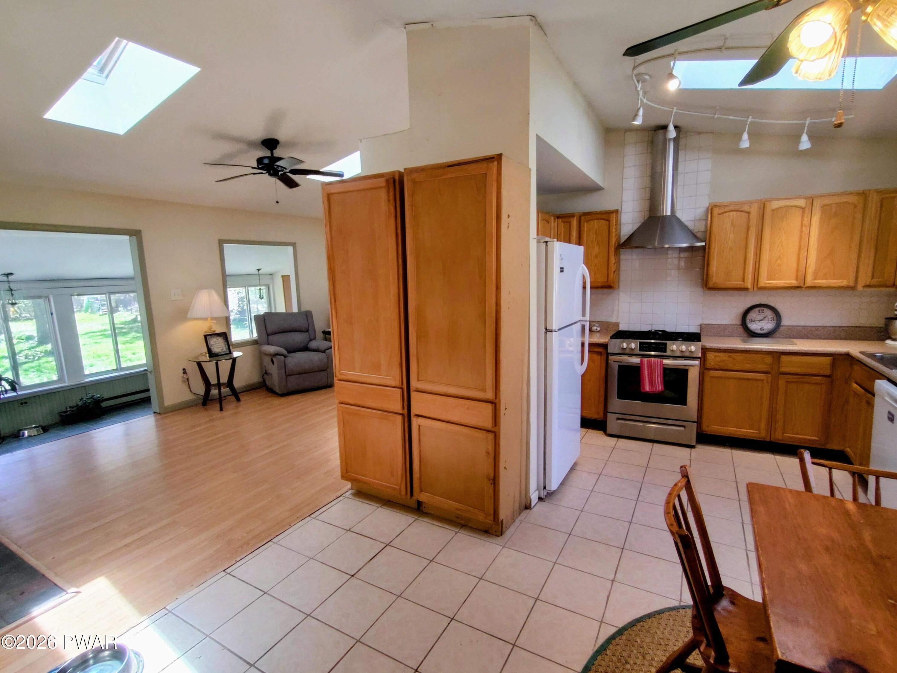 134 Weasel Road Dingmans Ferry, PA 18328 - Photo 6 of 29