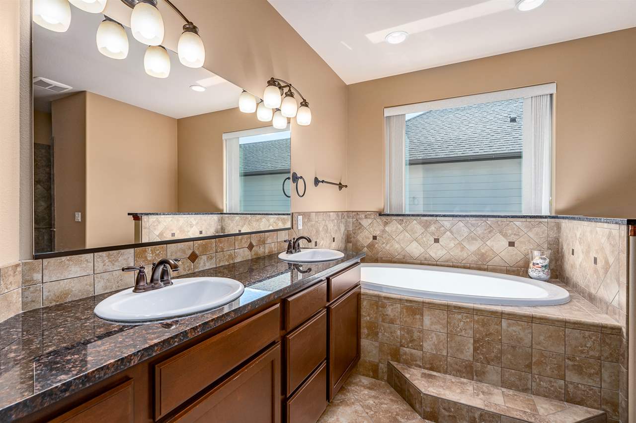 10220 North Cochran Road Spokane, WA 99208 - Photo 12 of 29
