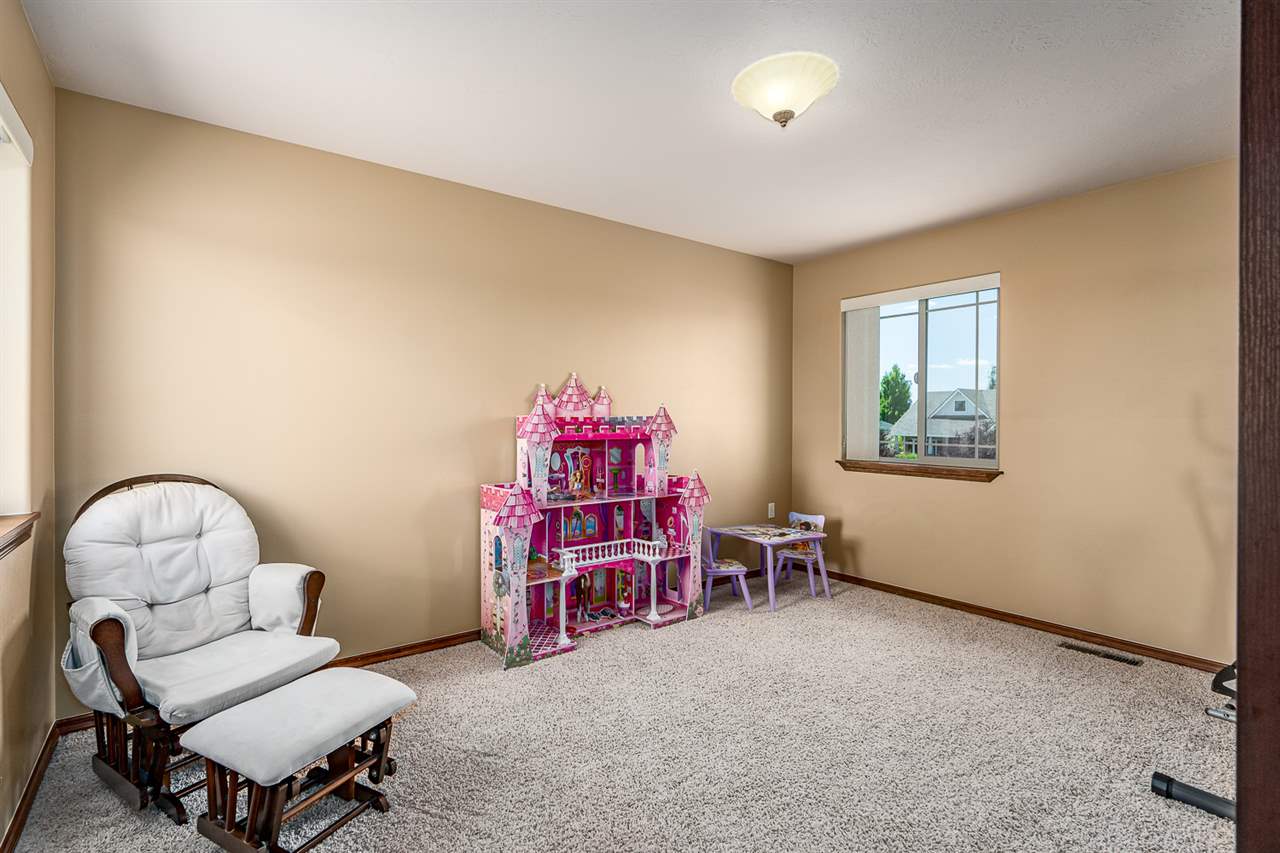 10220 North Cochran Road Spokane, WA 99208 - Photo 17 of 29