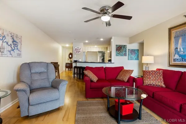 $335,000 | 601 Park Pl Drive, Unit 2A, Kaiser, MO 65047