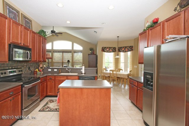1929 Summit Ridge Road Fleming Island, FL 32003 - Photo 6 of 55 Kitchen, Breakfast Room