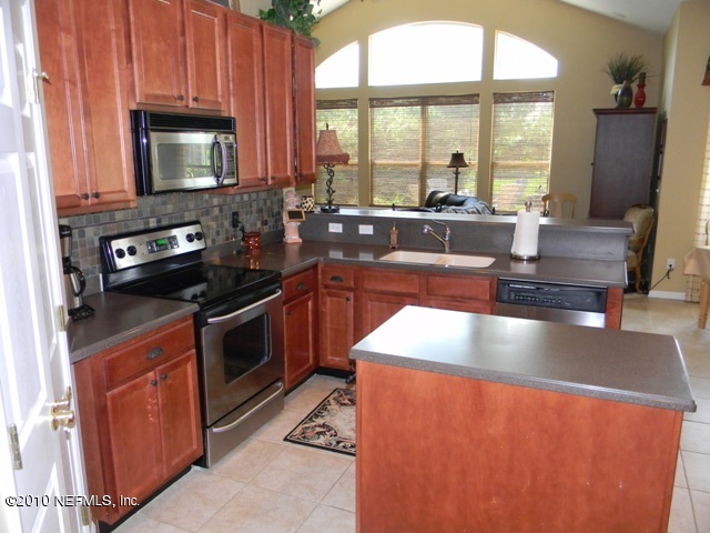 1929 Summit Ridge Road Fleming Island, FL 32003 - Photo 9 of 55 Kitchen Island