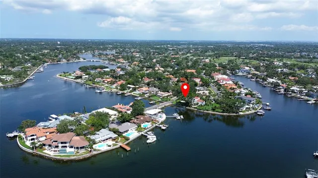 $8,500 | 11 Brightwaters Circle Northeast, St. Petersburg, FL 33704