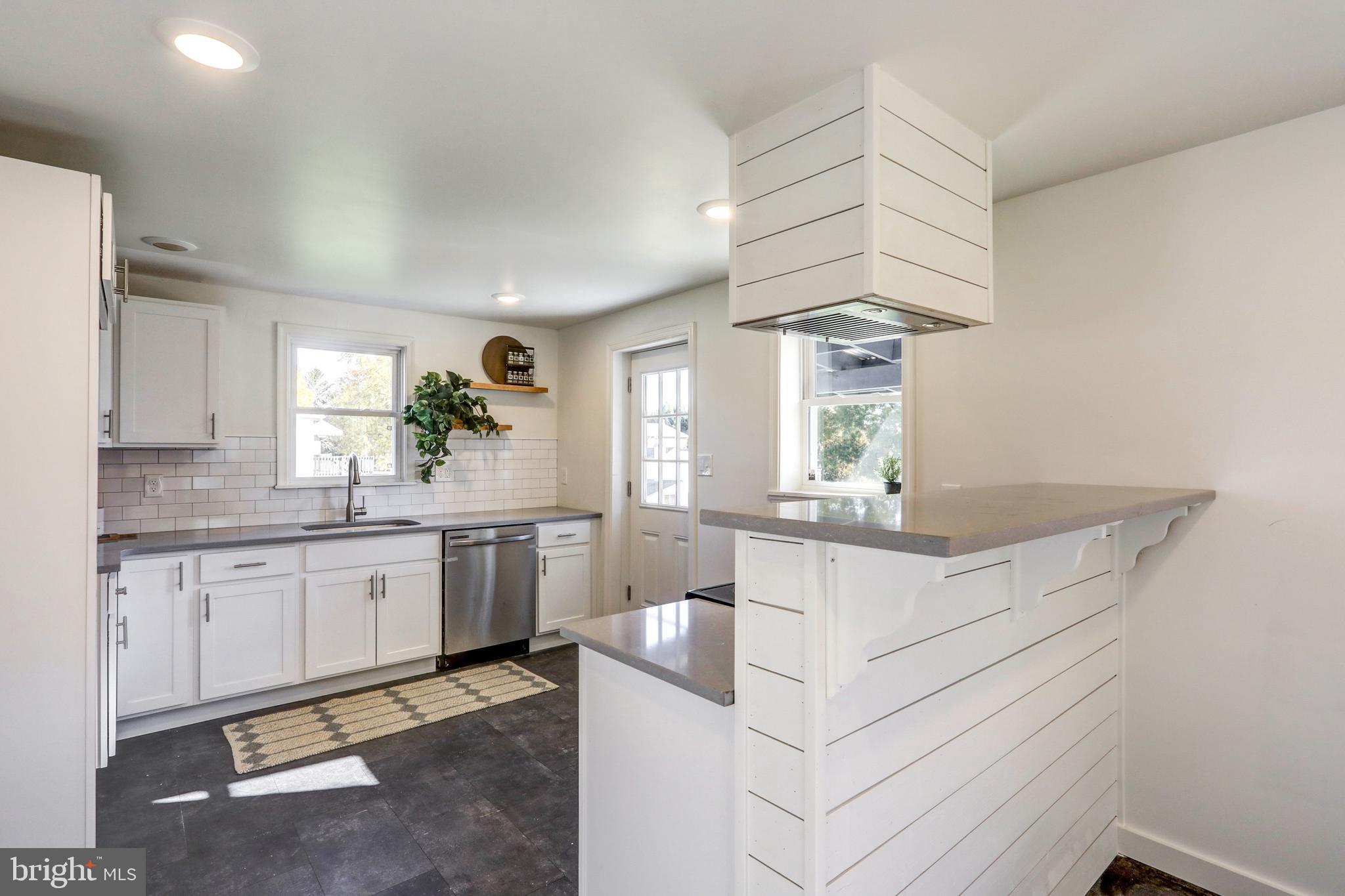 1020 Broad Street Akron, PA 17501 - Photo 12 of 51