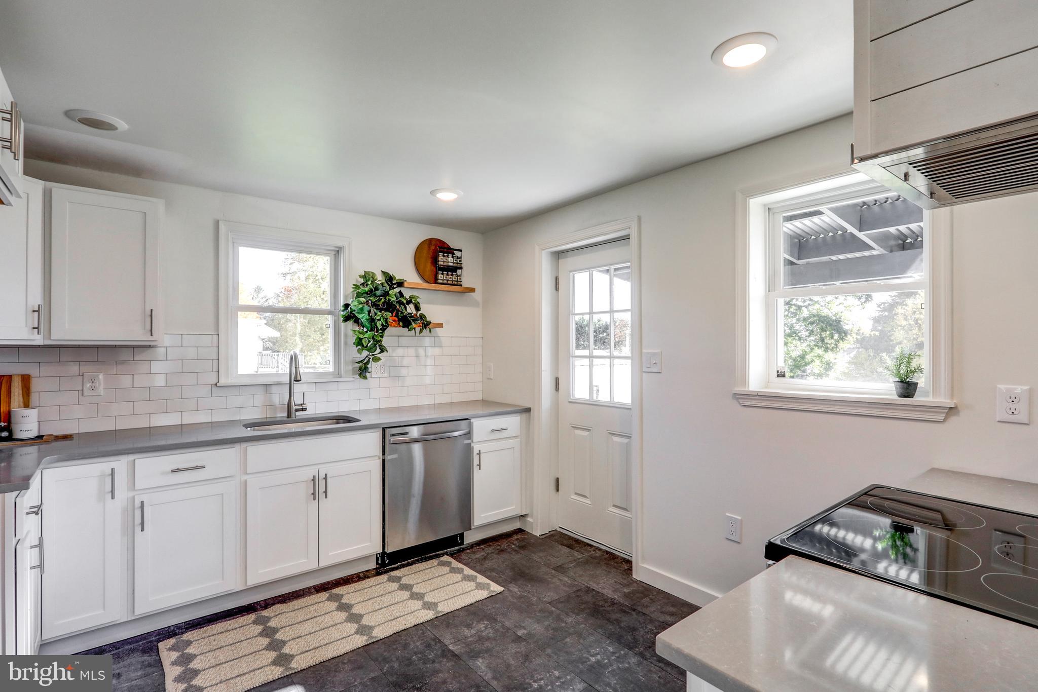 1020 Broad Street Akron, PA 17501 - Photo 13 of 51