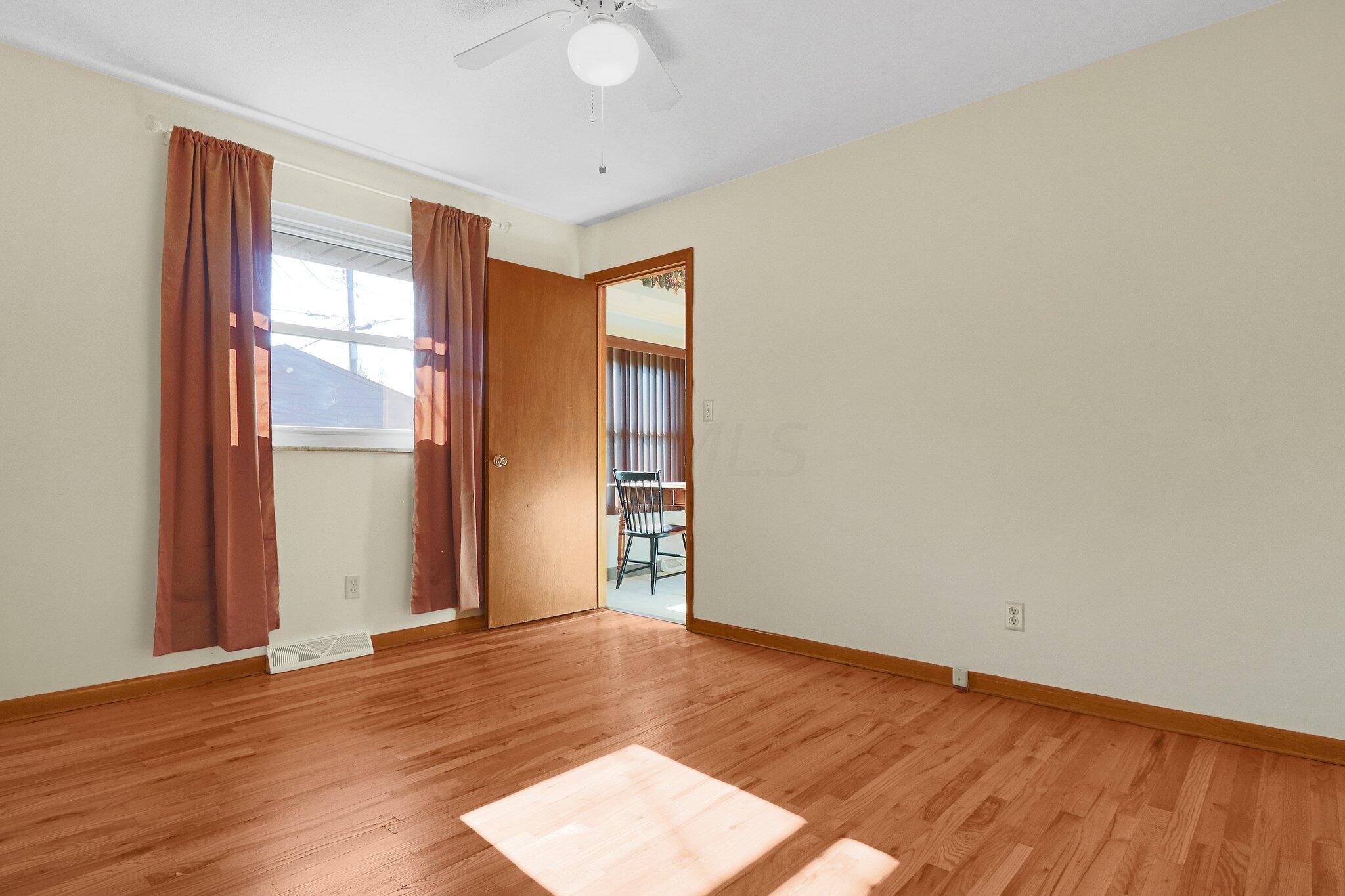 1017 Loring Road Columbus, OH 43224 - Photo 15 of 28 12-web-or-mls-1017-loring-rd