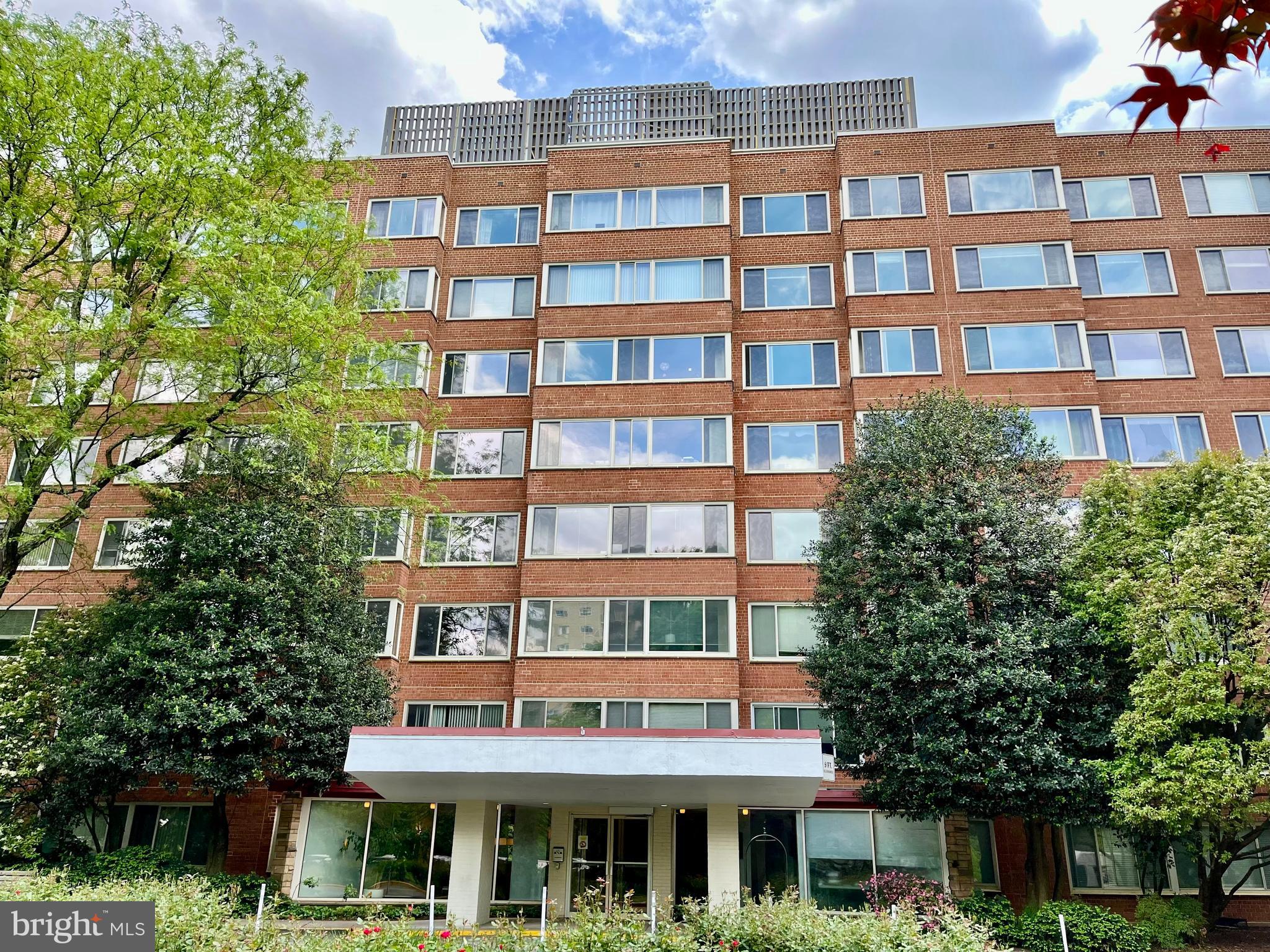 4000 Tunlaw Road Northwest, Unit 318 Washington, DC 20007 - Photo 17 of 24