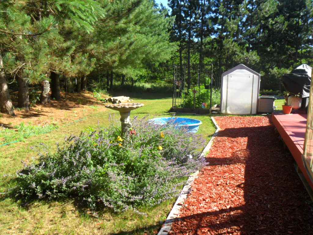 8038 30 3/4 Road Cadillac, MI 49601 - Photo 21 of 25 1819958-20.JPG