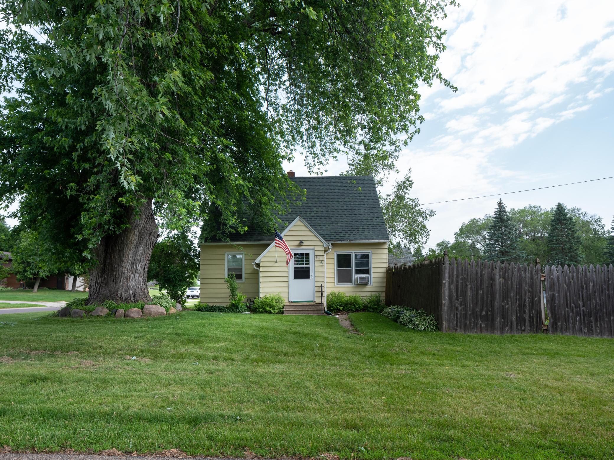 411 21st Street Southwest Rochester, MN 55902 - Photo 1 of 1