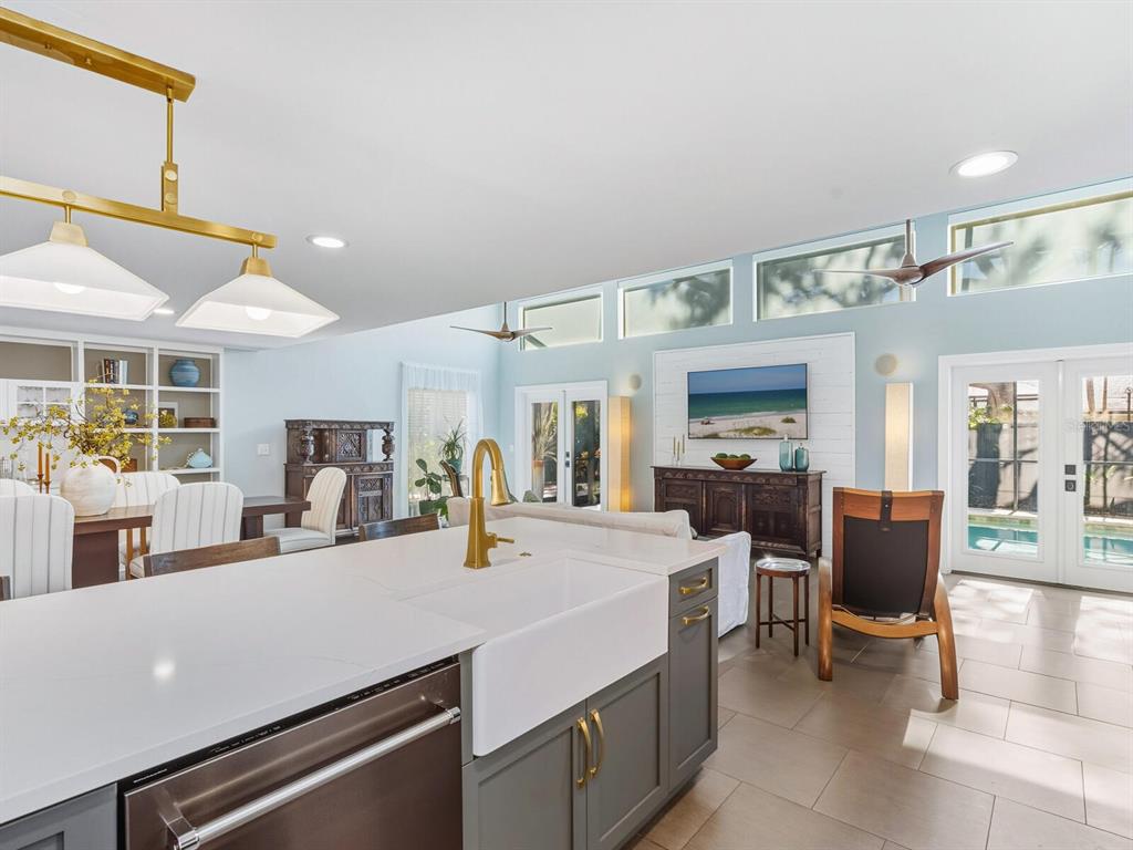 1002 Glebe Lane Sarasota, FL 34242 - Photo 14 of 48