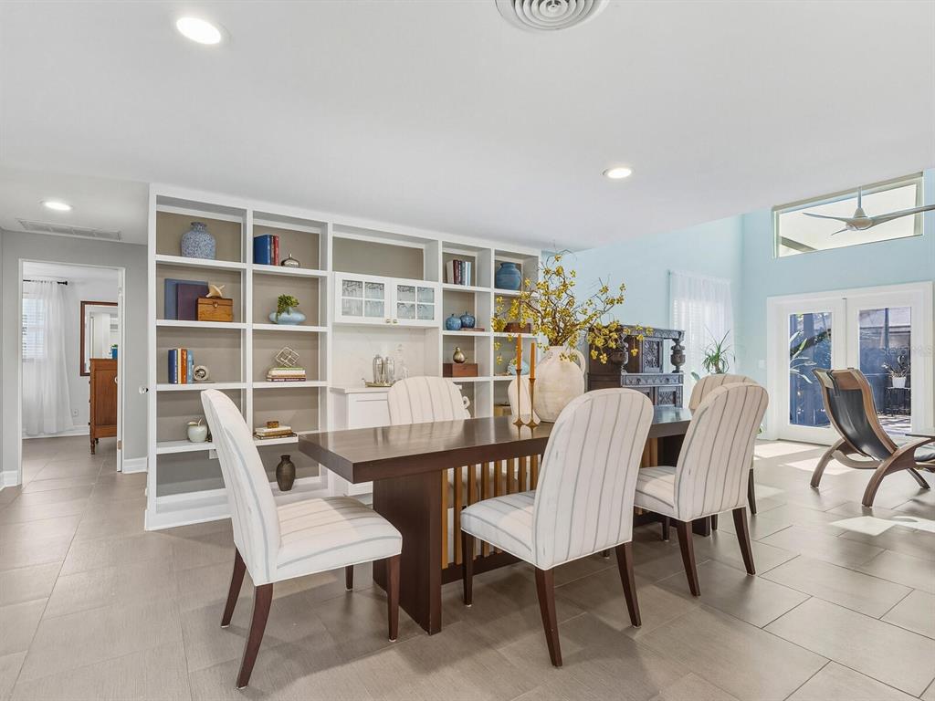 1002 Glebe Lane Sarasota, FL 34242 - Photo 8 of 48