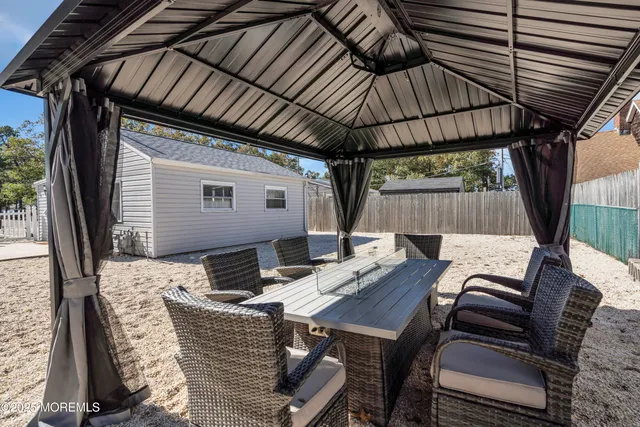 $299,999 | 604 Beach Boulevard, Forked River, NJ 08731