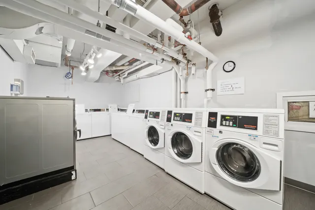 $248,999 | 1550 North Lake Shore Drive, Unit 32C, Chicago, IL 60610