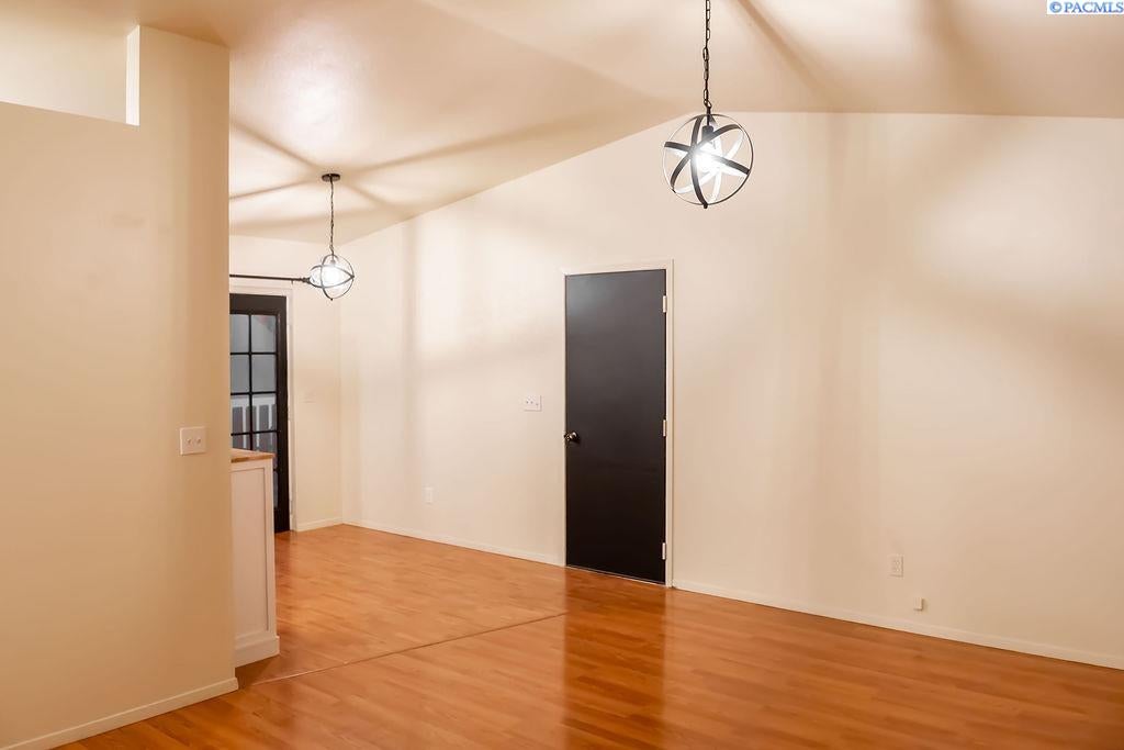 802 Rossier Street Sunnyside, WA 98944 - Photo 6 of 31 Gallery Image 6