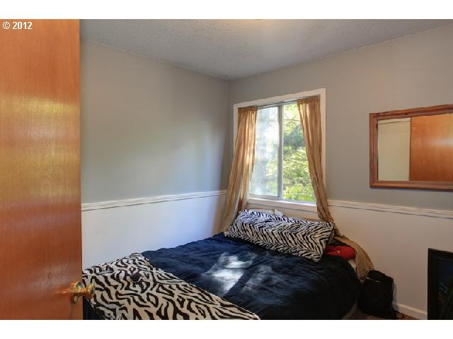 95 Kingsgate Road Lake Oswego, OR 97035 - Photo 11 of 15 Gallery Image 11