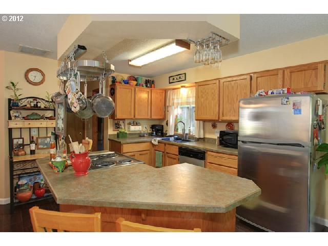 95 Kingsgate Road Lake Oswego, OR 97035 - Photo 8 of 15 Gallery Image 8