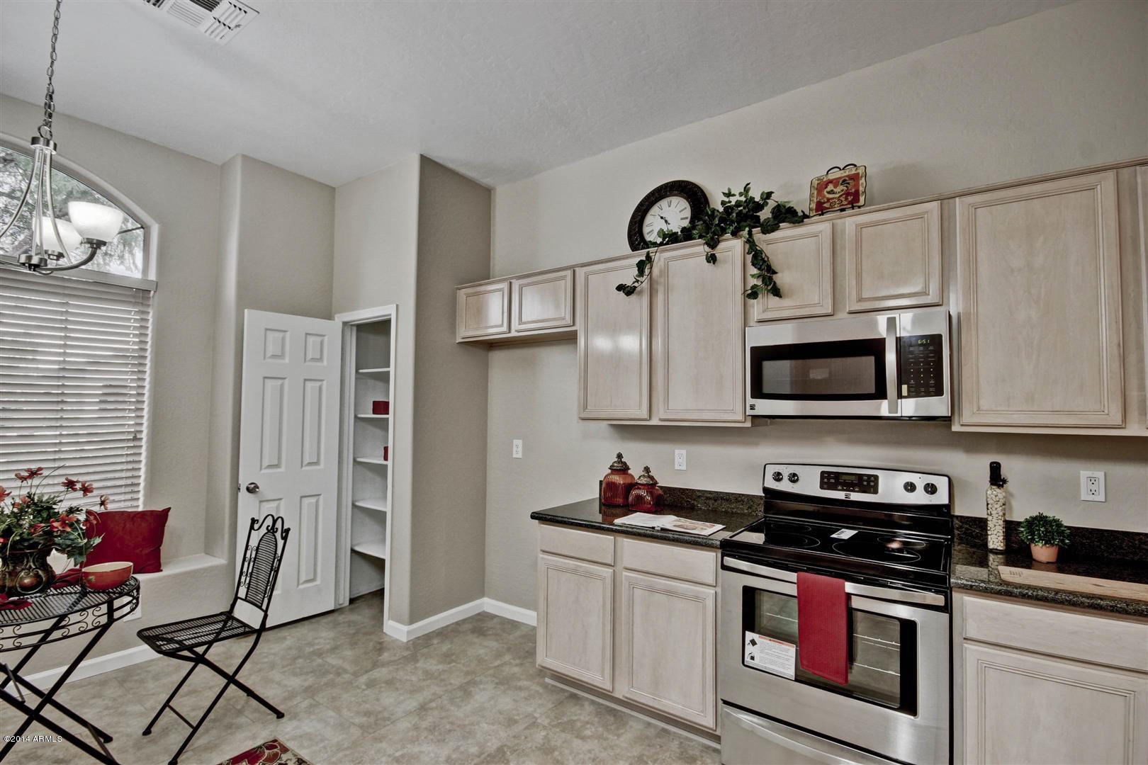 726 East Ranch Road Gilbert, AZ 85296 - Photo 7 of 23 Kitchen