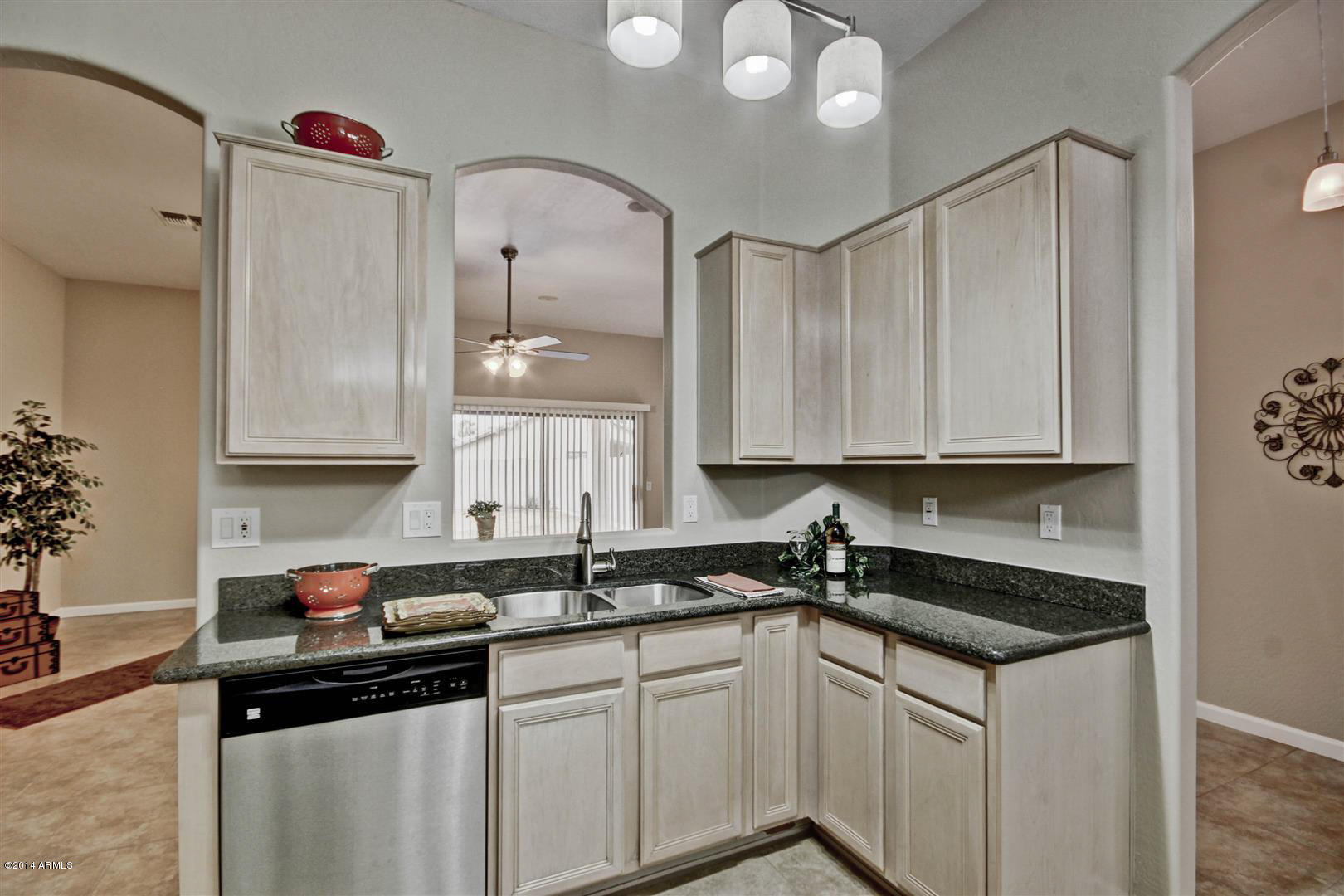 726 East Ranch Road Gilbert, AZ 85296 - Photo 8 of 23 Kitchen