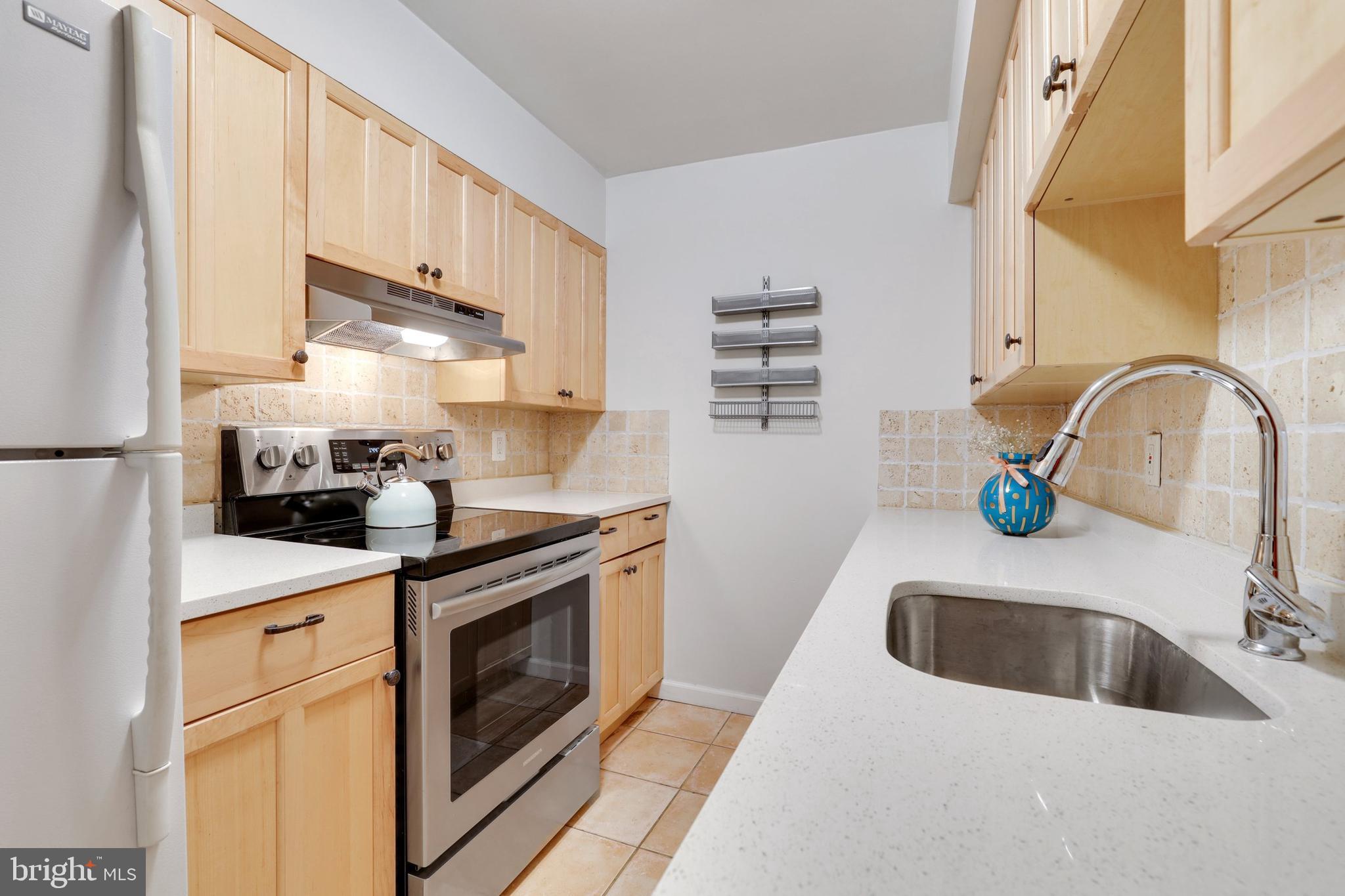1812 Calvert Street Northwest, Unit B Washington, DC 20009 - Photo 14 of 28 Gallery Image 14