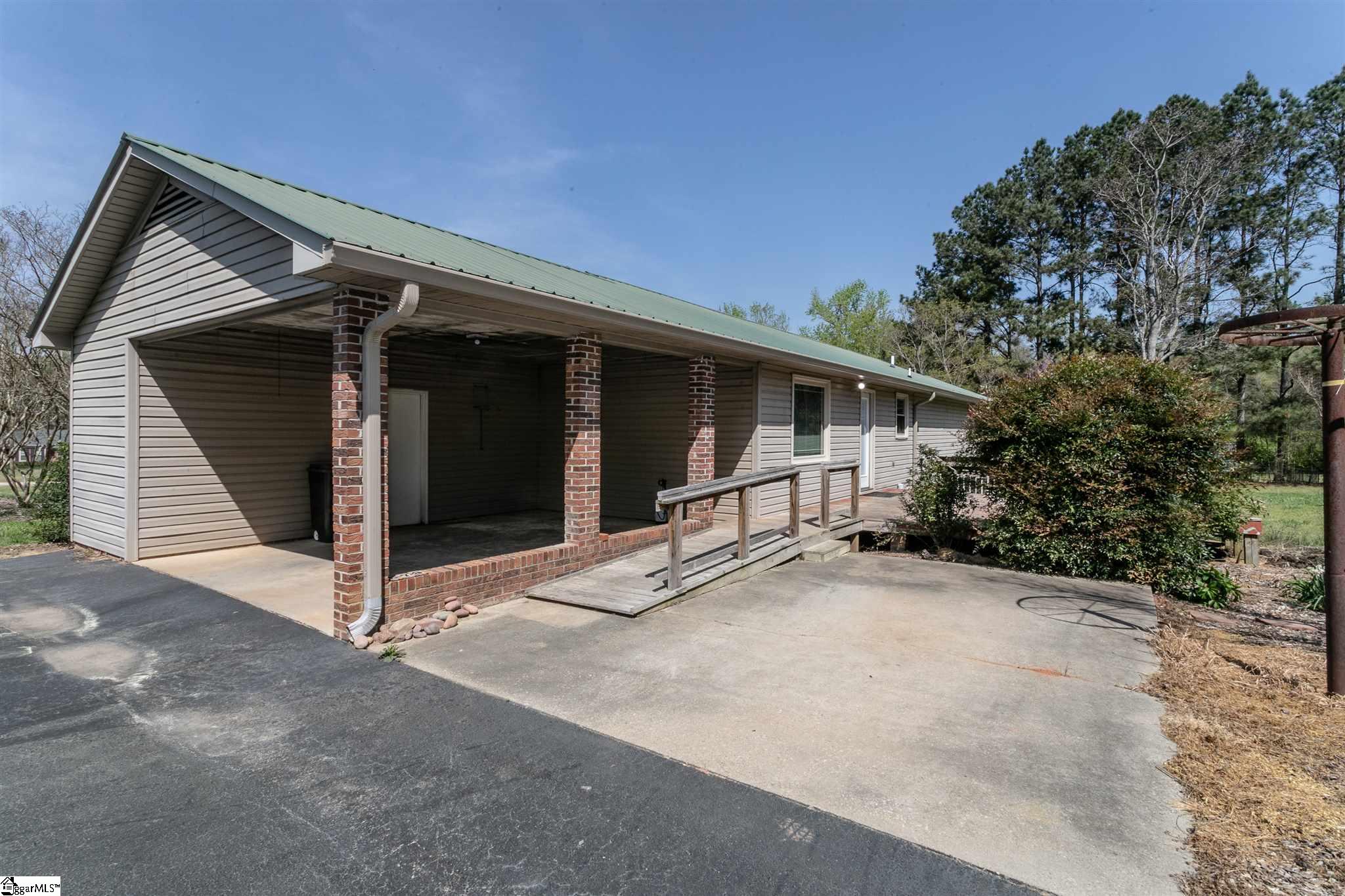 578 Spring Road Laurens, SC 29360 - Photo 19 of 23 Gallery Image 19