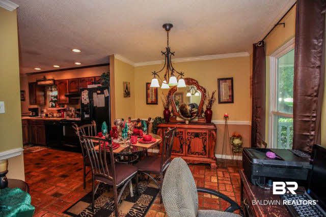 6861 Ching Lynch Road Mobile, AL 36618 - Photo 3 of 24