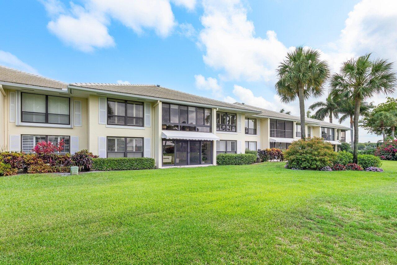 3675 Quail Ridge Drive, Unit BOBWHITE B Boynton Beach, FL 33436 - Photo 25 of 33 Back of Home