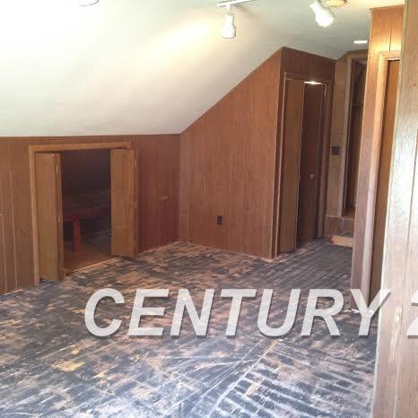 4610 Lone Road Freeland, MI 48623 - Photo 9 of 17