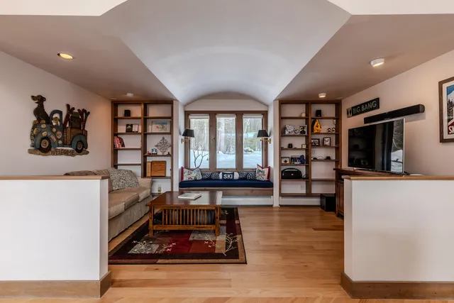 $1,375,000 | 170 Scott's Landing, Ludlow, VT 05149