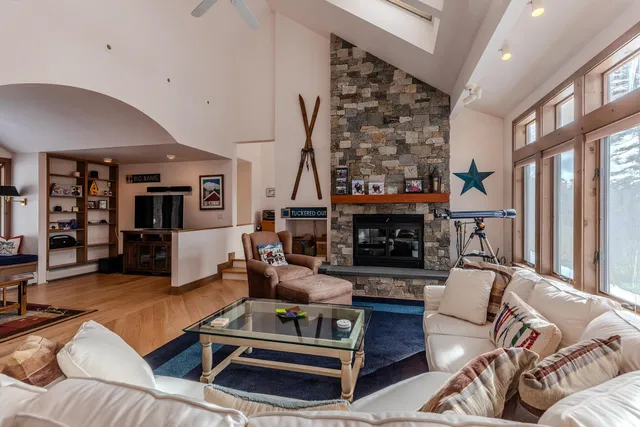 $1,375,000 | 170 Scott's Landing, Ludlow, VT 05149