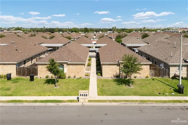 $1,000 | 1808 Taft Street, Unit 4, Weslaco, TX 78599