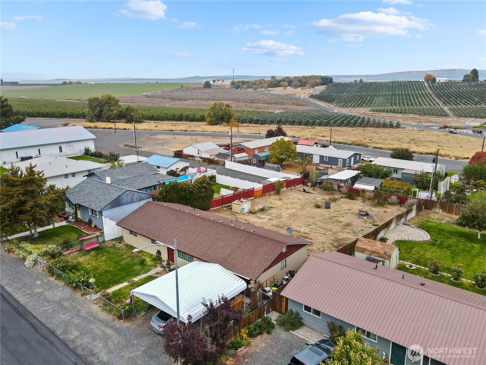 224 Calla Loop Northwest Royal City, WA 99357 - Photo 8 of 28 an aerial view of ocean and residential houses with outdoor space