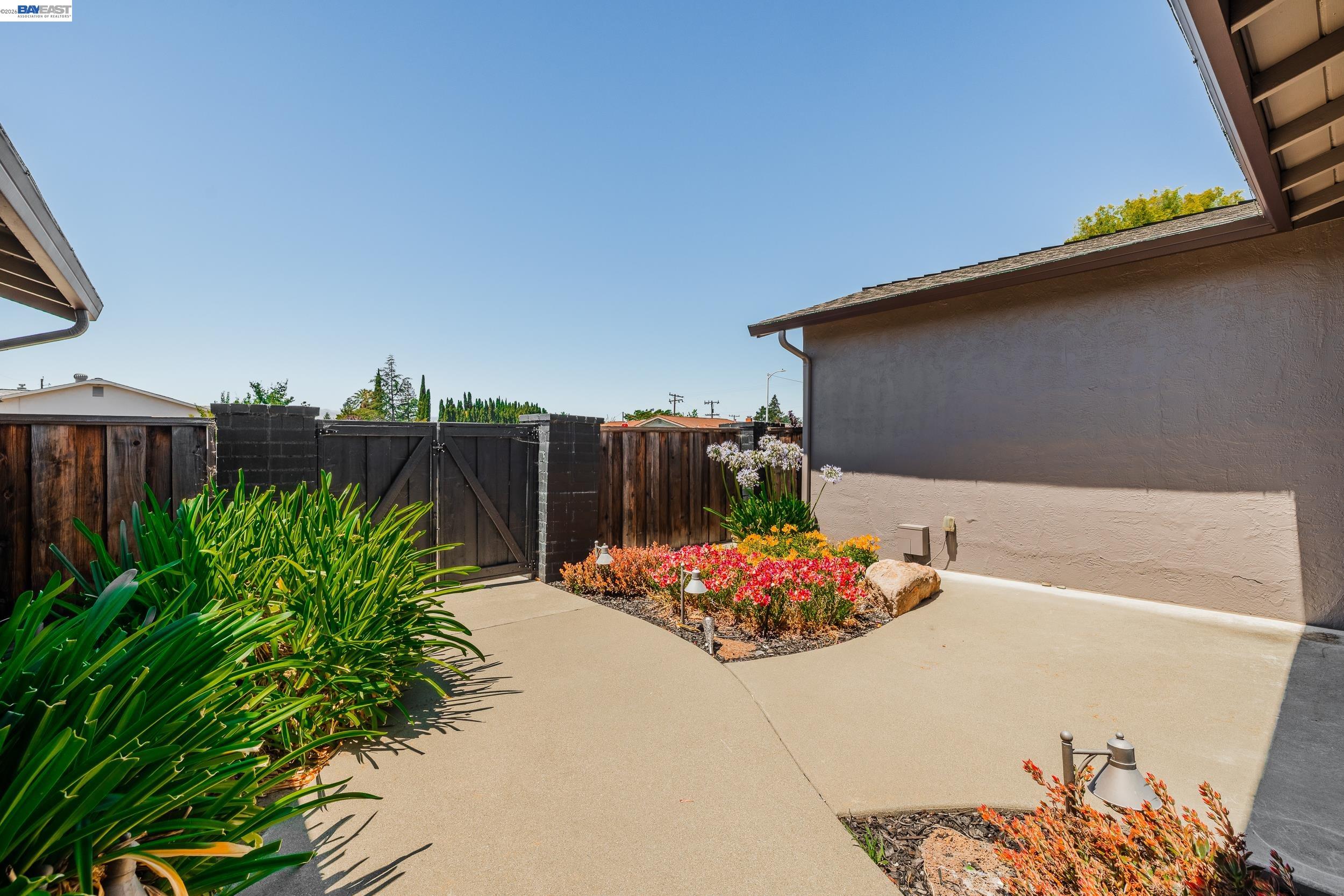 4601 Wilson Lane Concord, CA 94521 - Photo 5 of 53