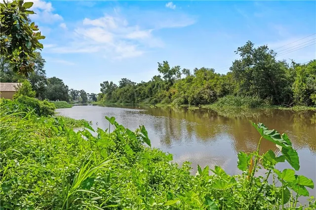 $535,000 | 9766 East Park Avenue, Houma, LA 70363