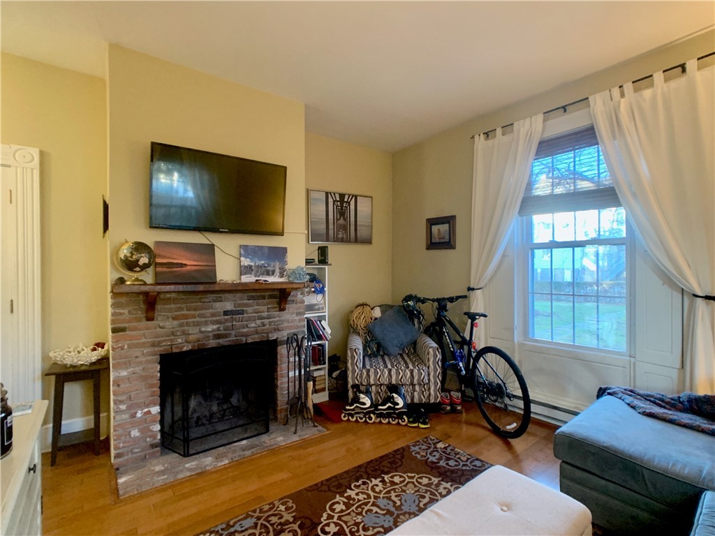 22 Malbone Road, Unit 1 Newport, RI 02840 - Photo 8 of 28