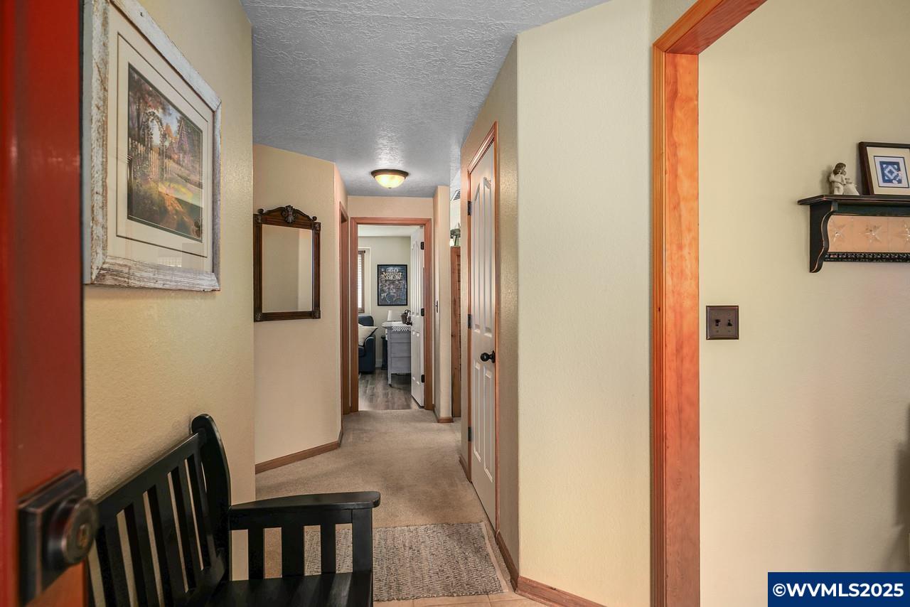 1065 Ridgepoint Street Northeast Keizer, OR 97303 - Photo 5 of 45