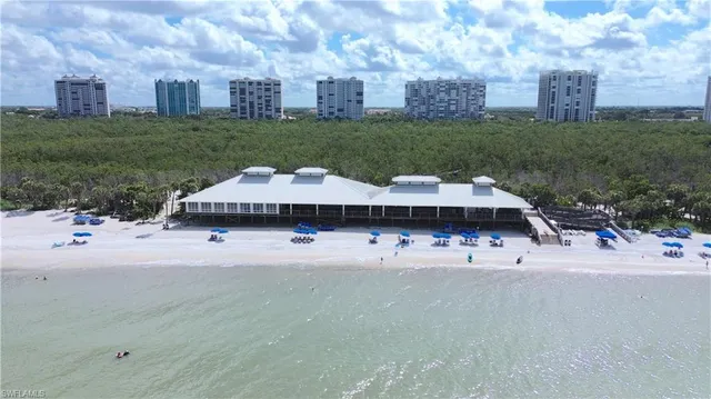 $5,200 | 7048 Pelican Bay Boulevard, Unit C105, Naples, FL 34108