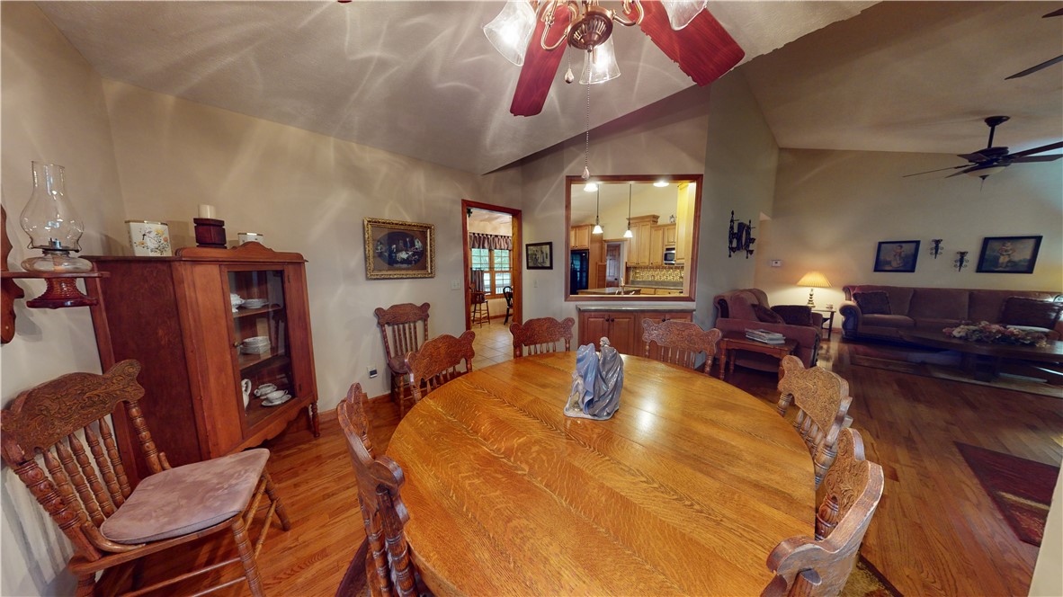 14052 East 3785 North Road Hoopeston, IL 60942 - Photo 14 of 37