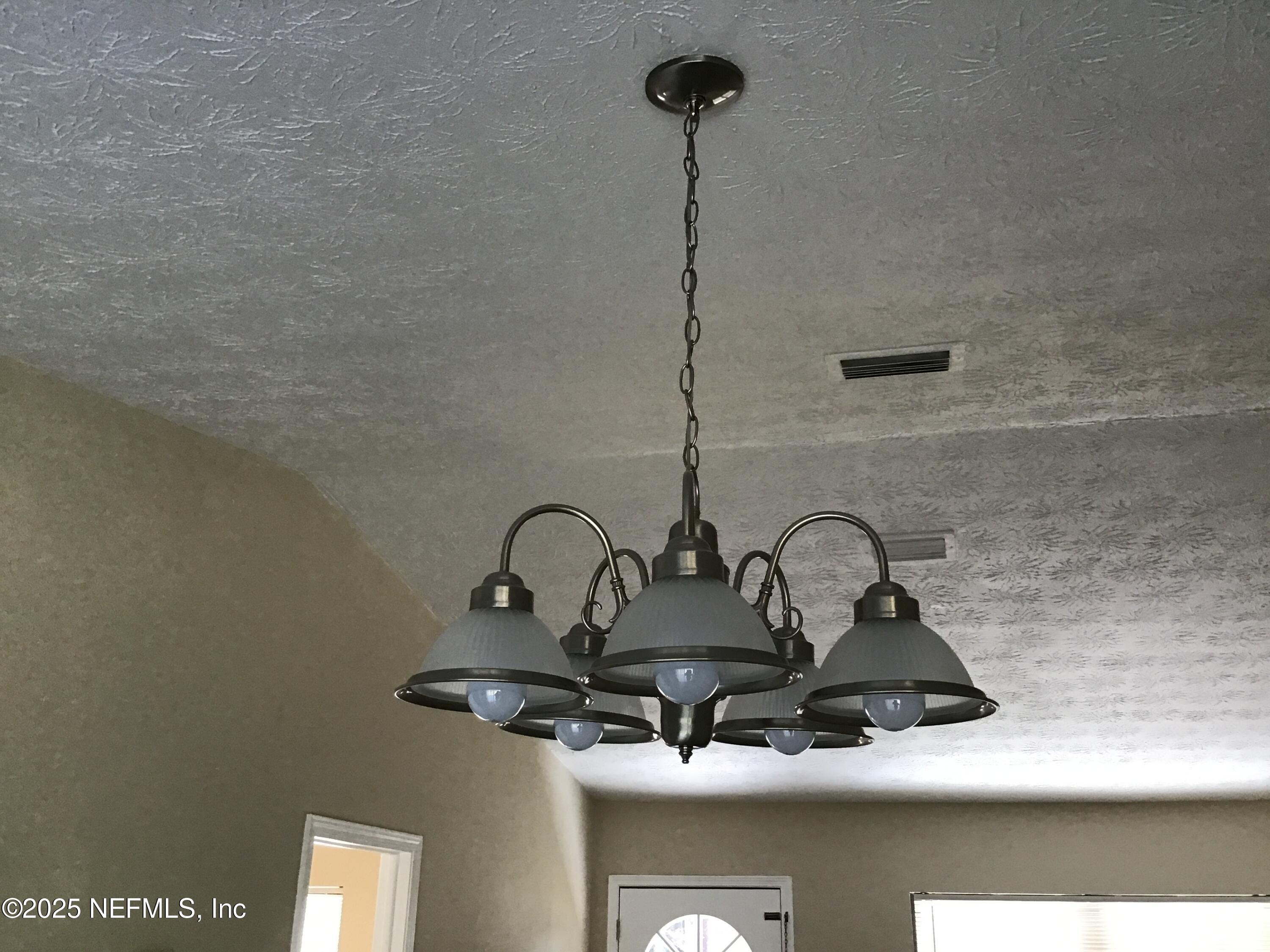 718 Perryman Lane West Jacksonville, FL 32221 - Photo 4 of 15 Ceiling