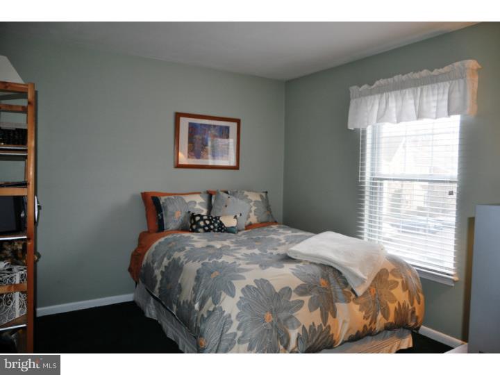 258 Valley Stream Lane Chesterbrook, PA 19087 - Photo 18 of 25 Bedroom 2