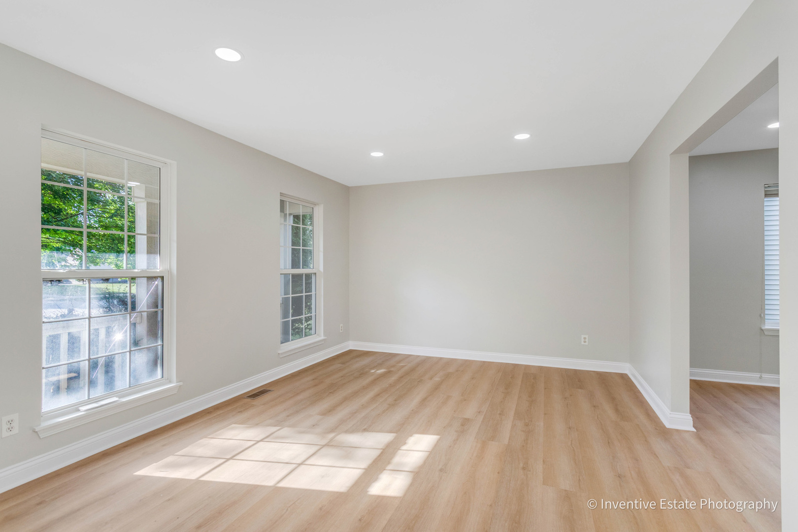 357 Wedgewood Circle Romeoville, IL 60446 - Photo 5 of 20 Gallery Image 5