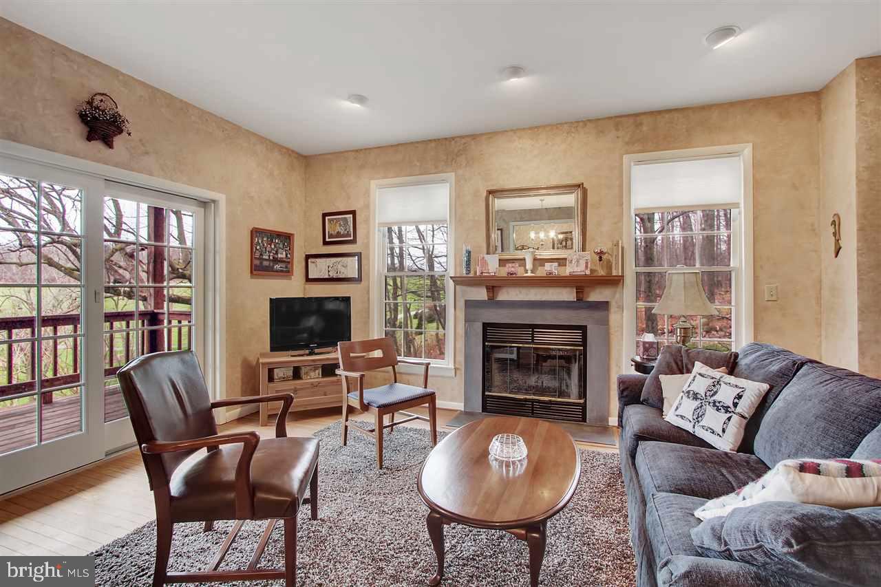 4406 Steltz Road New Freedom, PA 17349 - Photo 5 of 36 Gallery Image 5