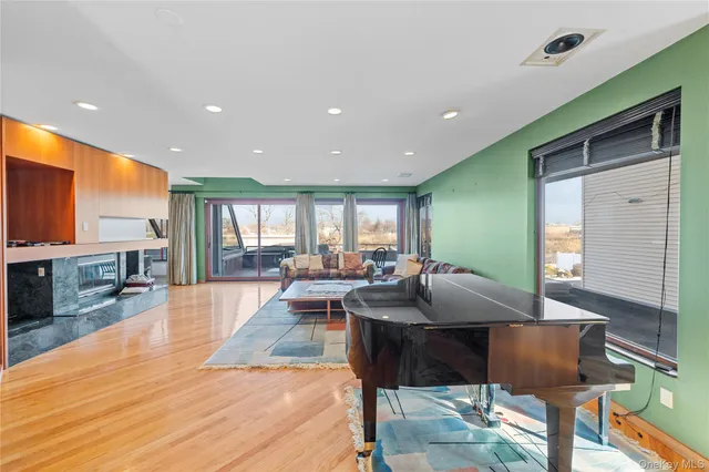 $2,399,999 | 2829 Frankel Boulevard, Merrick, NY 11566